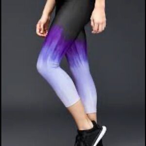 Gap Fit Capri Leggings